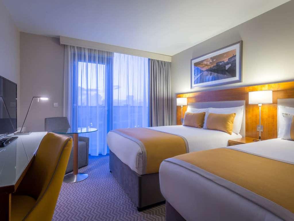 Maldron Hotel Portlaoise Phòng bức ảnh