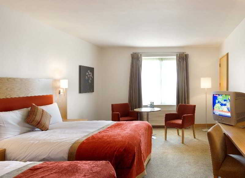 Maldron Hotel Portlaoise Ngoại thất bức ảnh