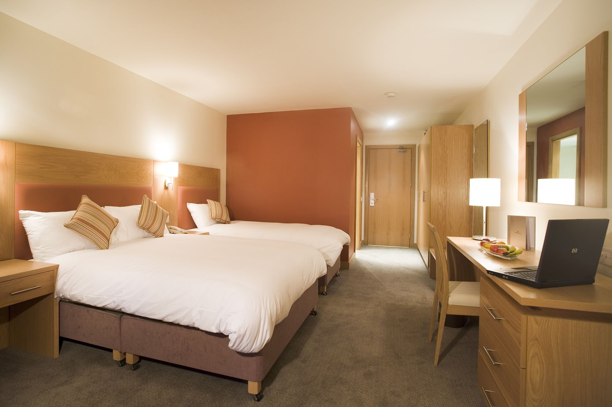 Maldron Hotel Portlaoise Ngoại thất bức ảnh